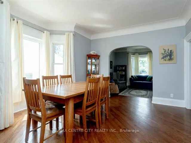 House For Sale in St. Thomas, Ontario