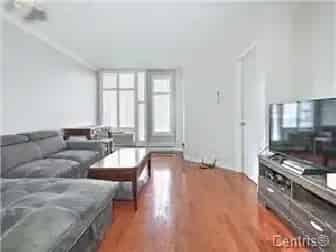 Downtown Condo near UQAM Metro and Chinatown