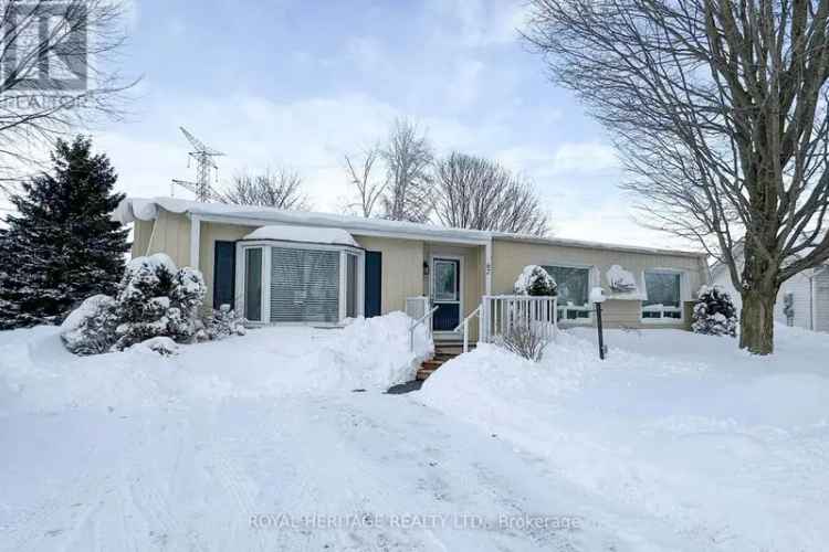 Lovely Bungalow in Wilmot Creek Adult Community