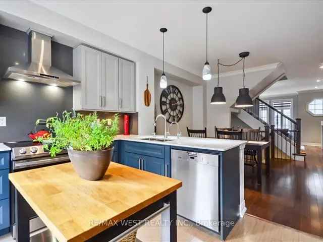 Stunning 3 1 Bedroom Townhome in Prime Etobicoke