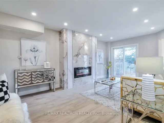 Stunning Renovated Whitby Home - Gourmet Kitchen & Master Retreat