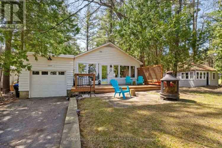 Stunning Lakeview Bungalow 3 Bed 2 Bath Fully Renovated