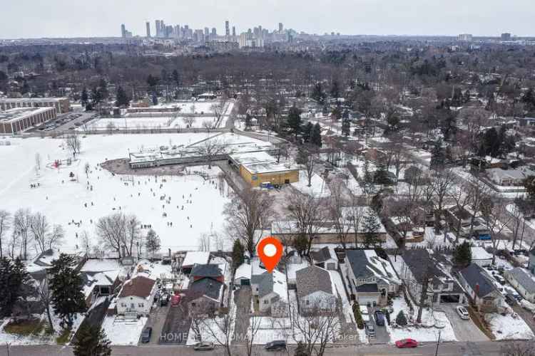 Buy Bungalow in Mineola Mississauga with Prime Lot and Future Potential