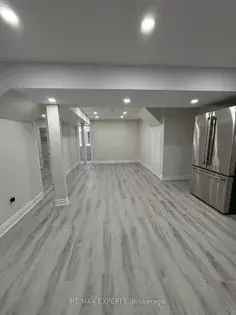 2 rooms house of 1004 m² in Mississauga