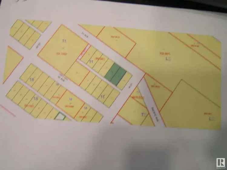 Buy commercial lots in Vegreville with great location and features