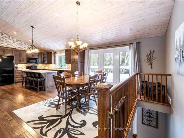 6-Bedroom Family Home near Sauble Beach