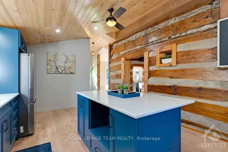 Charming renovated log home for sale in Merrickville with modern updates