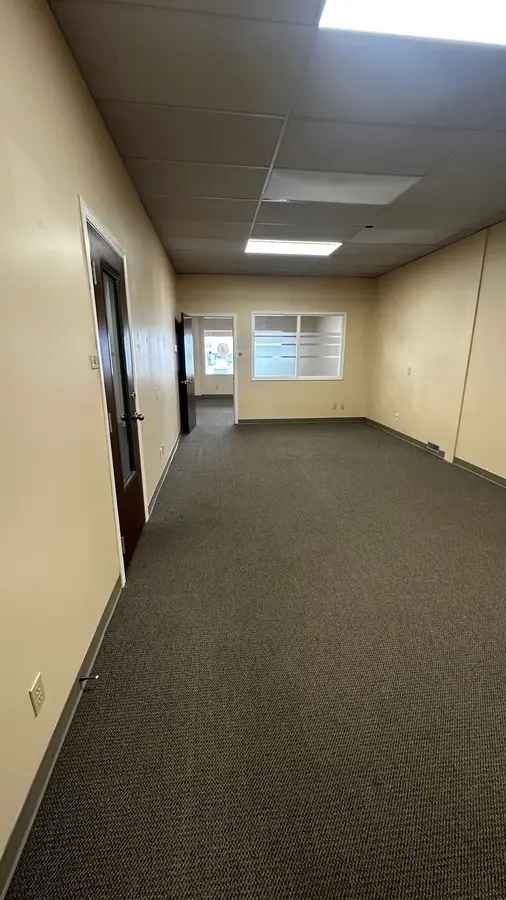 Commercial property For Rent in Lethbridge, Alberta