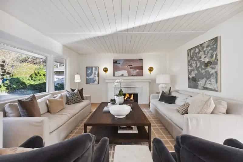 Pemberton Heights House for Sale 3300 sq ft 3 beds 2 baths