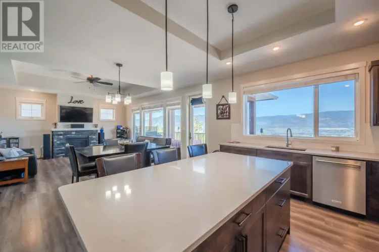 Custom Built Home in Sendero Canyon with City Views