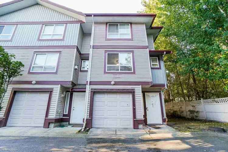 Townhouse For Sale in 12730, 66 Avenue, Surrey, British Columbia