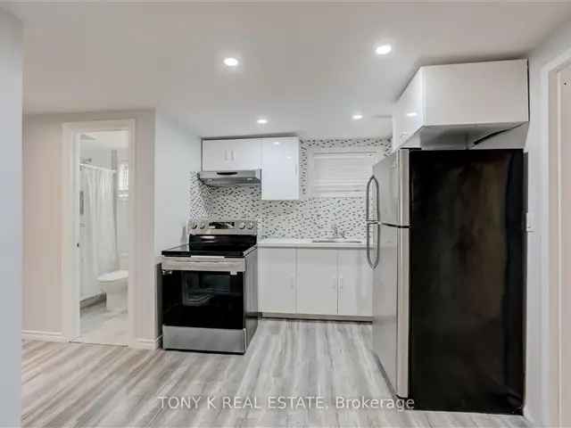 House For Sale in Toronto, Ontario