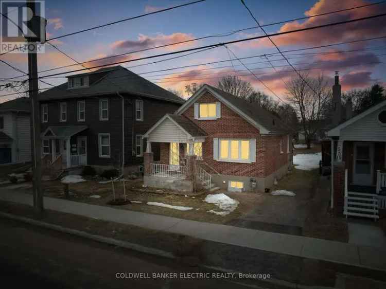 Charming East City Home: Large Backyard, Updated Kitchen, Versatile Loft