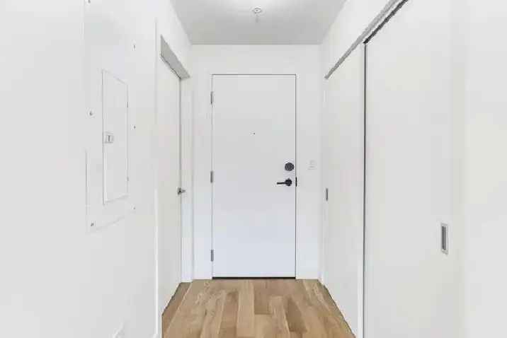 Griffintown 3 1/2 Condo for Rent