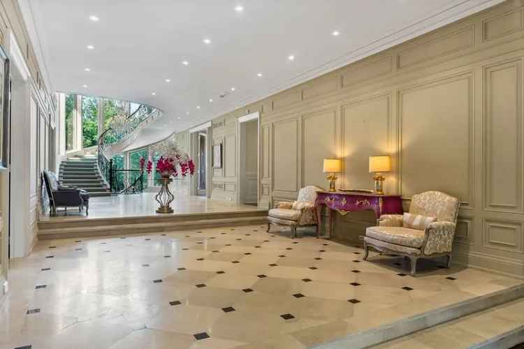 Stunning Bridle Path Mansion Serves Warm And Welcoming Luxury