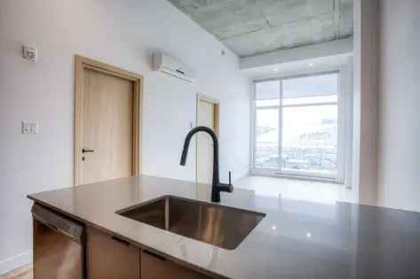 1 room apartment of 57 m² in Montreal