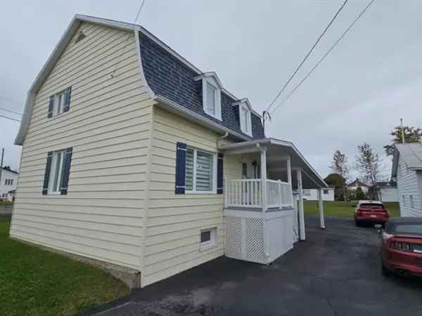 Two-Story 3 Bedroom House for Sale Near Highway 20 Bas Saint Laurent