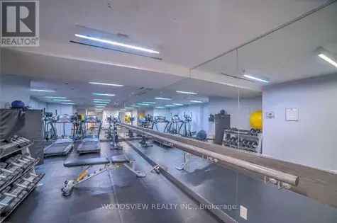 12m² Bachelor Condo Toronto Downtown - Modern Amenities