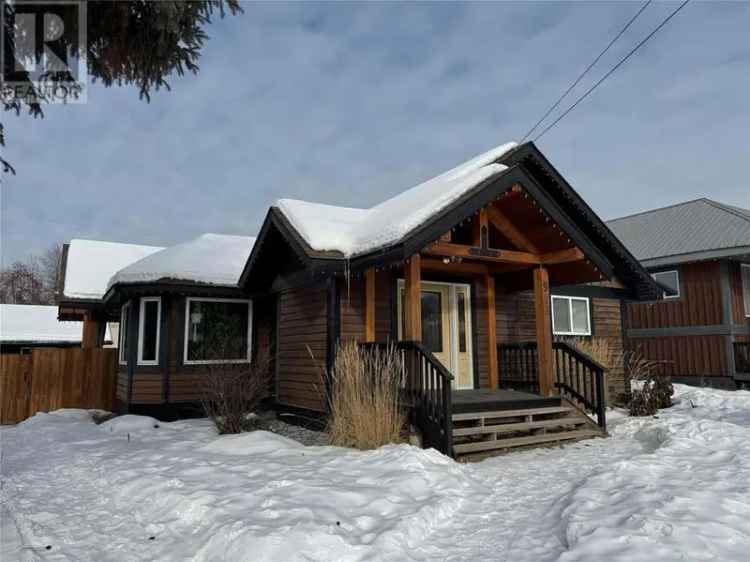 Mountain Living Bungalow 3 Bed 2 Bath Hot Tub Fenced Yard