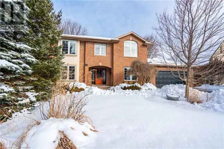 Executive 4-Bedroom Home in Fonthill