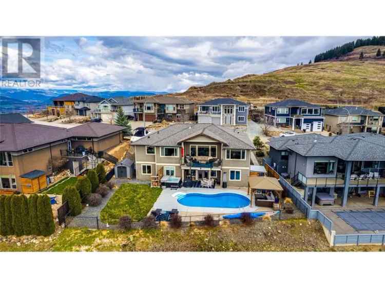 Luxury 5-Bedroom Rancher with Pool and Stunning Views
