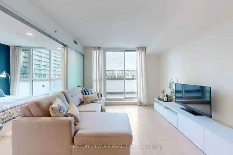 Condo For Sale in Toronto, Ontario