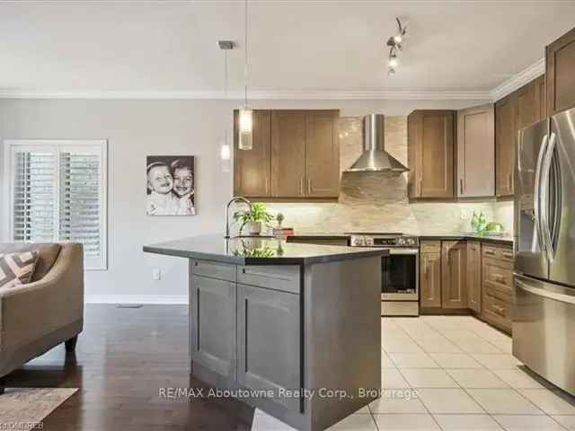 Luxury Family Home in Bronte Creek 3 1 Bedroom 3300 Sq Ft