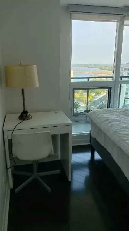 Lakeview Condo Room for Rent Downtown Toronto