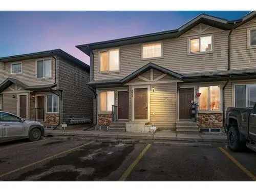 Townhouse For Sale In Saddle Ridge, Calgary, Alberta