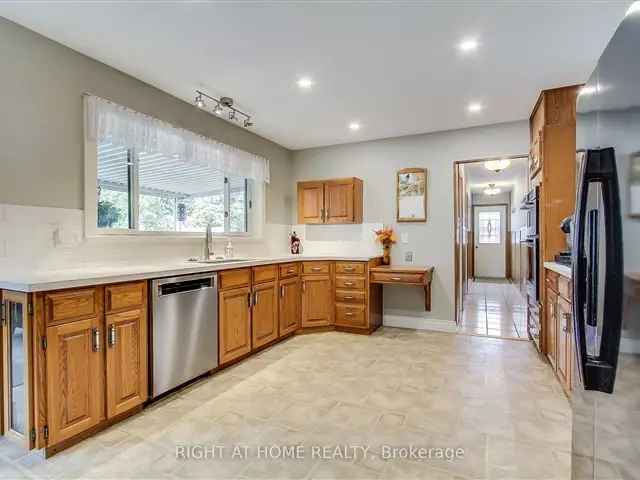 House For Sale in Innisfil, Ontario