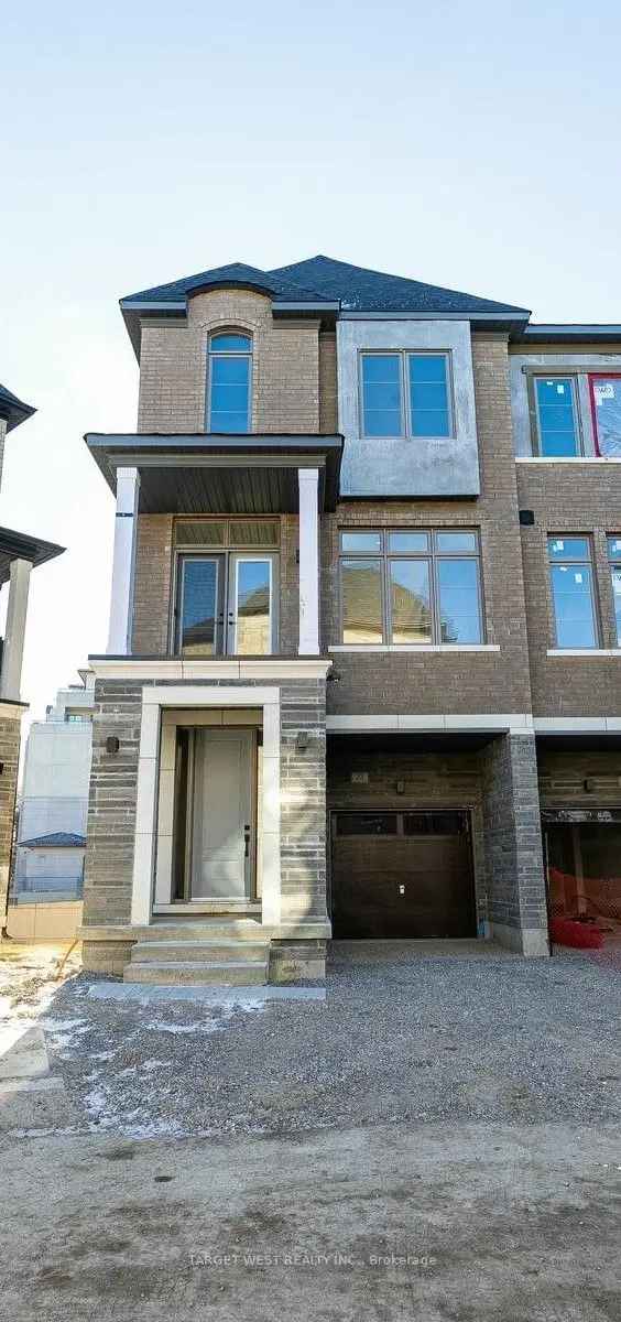 House For Sale in Vaughan, Ontario