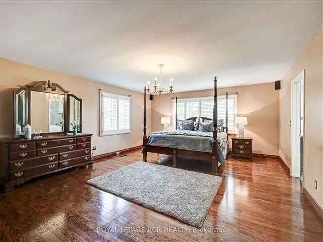 House For Sale in Caledon, Ontario