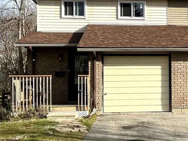 House For Sale in Barrie, Ontario