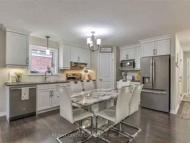 Aylmer Bungalow: 3 Beds, 2 Baths, Finished Basement