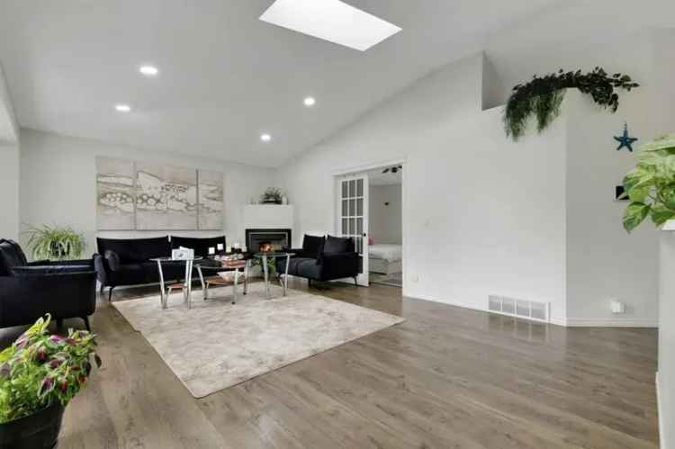 House For Sale , Calgary, Alberta