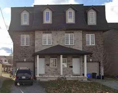 Rent House Great Location Close To Sobeys and Restaurants