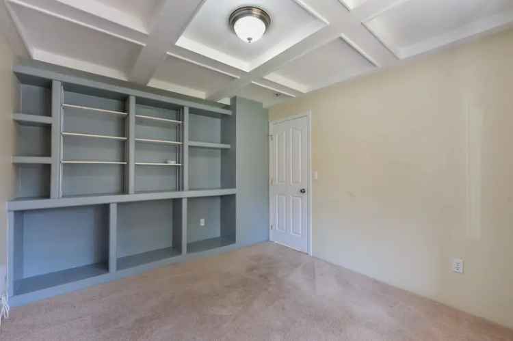 4 Bedroom Family Home with In-Law Suite in Cottonwood MR