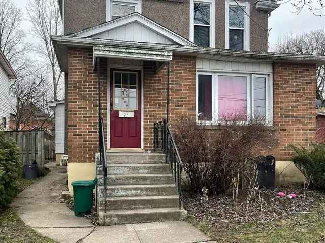 House For Sale in Welland, Ontario