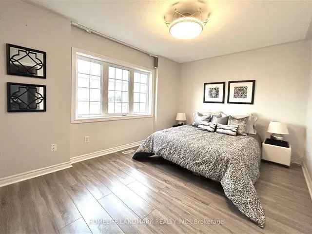 Markham Semi-Detached Home 3 Beds 3 Baths Hardwood Floors Renovated Kitchen