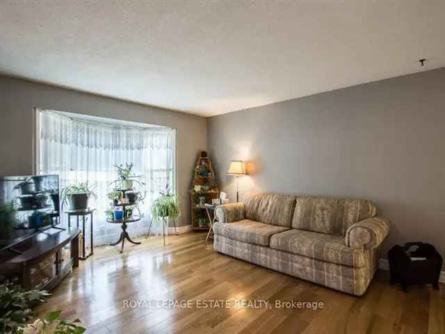 House For Sale in Essa, Ontario