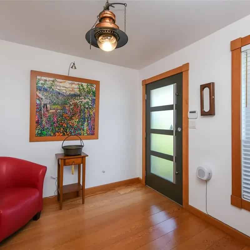 Ocean View Home in Comox 2574sqft 2 Bed Suite