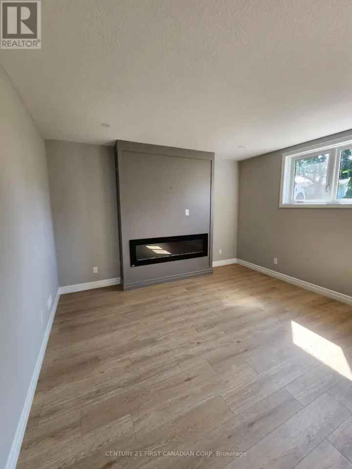 Newly Built Raised Ranch in Thedford - 3+2 Beds, 2.5 Baths