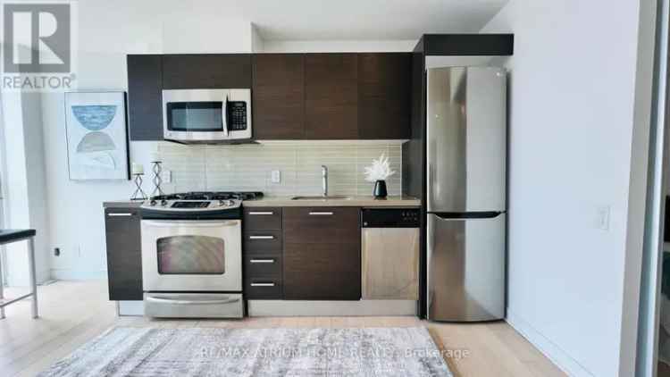 Apartment For Sale in 318, King Street East, Toronto, Ontario