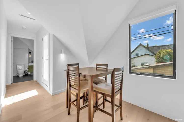 Main Street Mount Pleasant 3 Bed Triplex