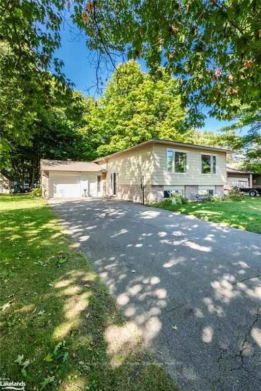 House For Sale in Tiny, Ontario