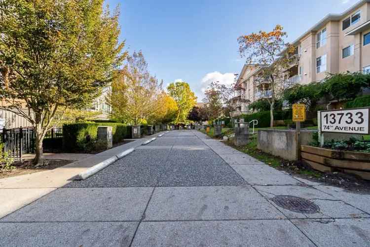 2 Bedroom Condo in East Newton Surrey