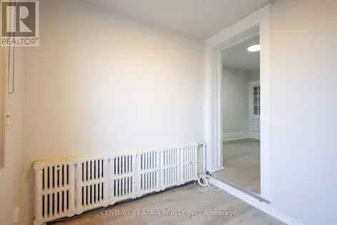 3 rooms apartment of 633 m² in Toronto