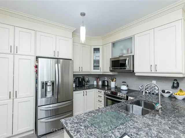 House For Sale in Brampton, Ontario