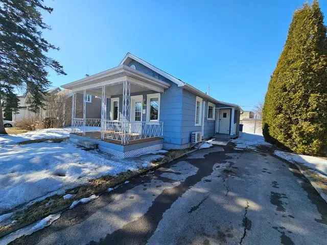 Bungalow for Sale in Saguenay Jonquiere