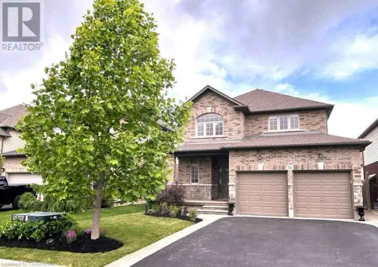 House For Sale in 72, Garinger Crescent, Hamilton, Ontario